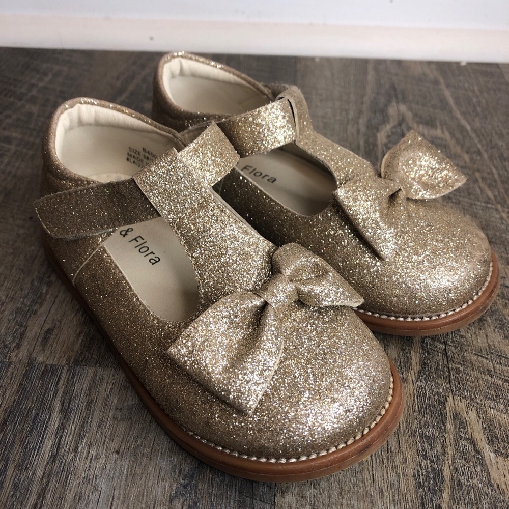 Felix & Flora Mary Jane Gold glitter Bow Shoes Sz.9 *Excellent Condition